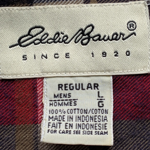 Eddie Bauer Men's Plaid Flannel Button Down Shirt - Picture 6 of 6